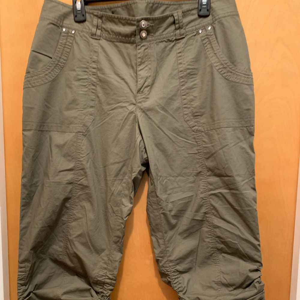 COPY - Size 12. Cropped pants with tie sides. INC